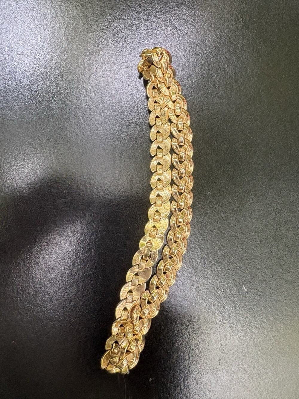 Vintage Crown Trifari Pat Pend Gold Tone 14" Chunky Choker Necklace